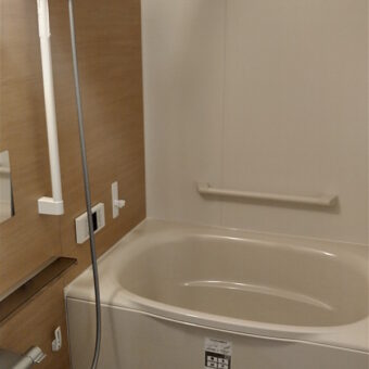 LIXIL（リクシル）『リノビオＶ』で優しい印象の浴室へリフォーム！お風呂（浴室・ユニットバス）リフォーム札幌市マンション